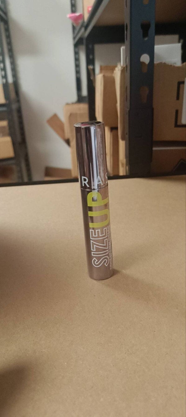Size up full size mascara