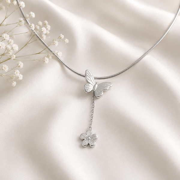 Klassische Halskette Schmetterling & Blume – Edelstahl