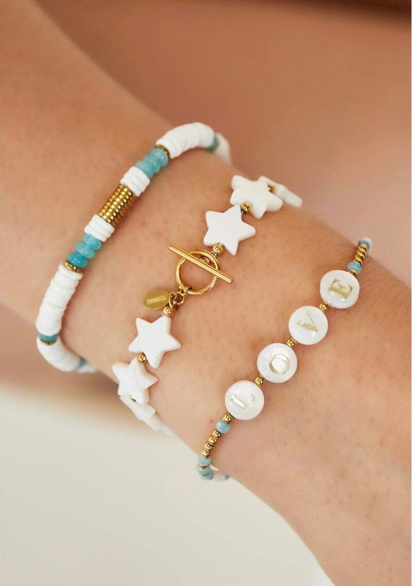 Steinperlenarmband aus der Strandkollektion blau