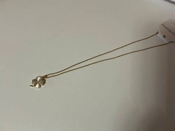 Collier trèfle