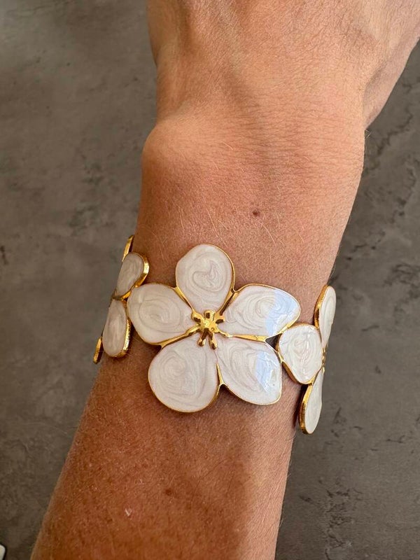 Jonc fleur blanche