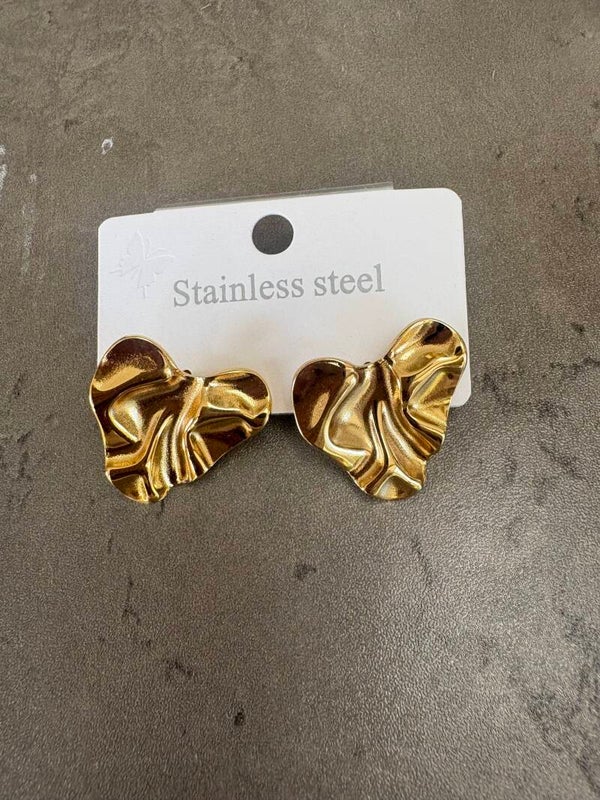 Boucles d’oreilles cœur martelé