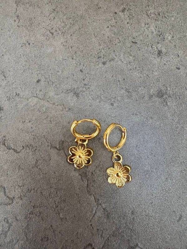 Boucles petite fleur