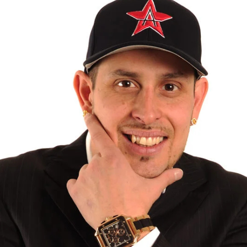 Rosa Management presenterar Dogge Doggelito