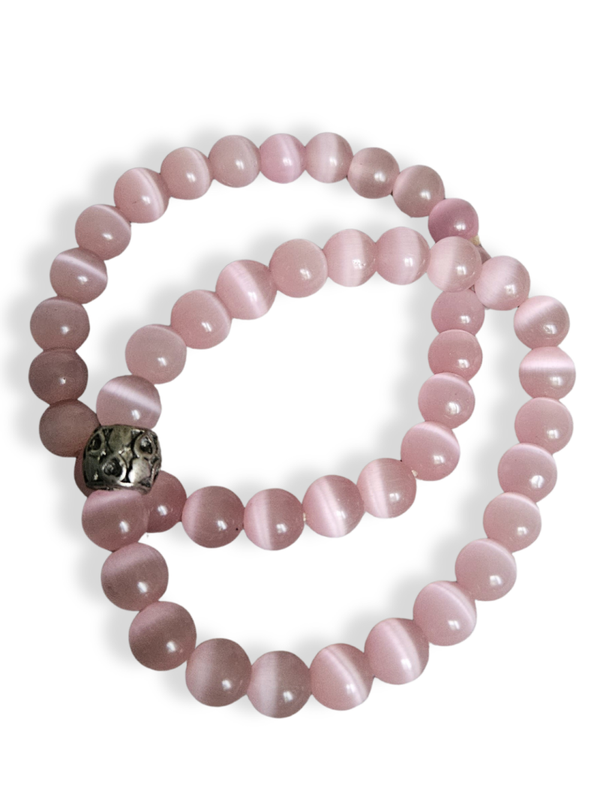 Zestaw dwóch różowych bransoletek ze szkła z efektem kociego oka, 9mm