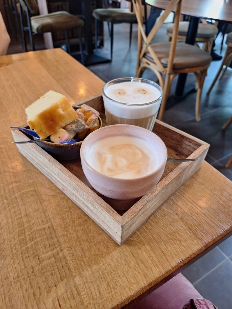 Koffie drinken bij Koklikoo in Zonnebeke