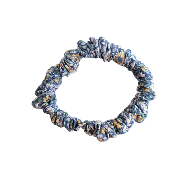 Mini scrunchie lichtblauw-pasteltinten bloemen