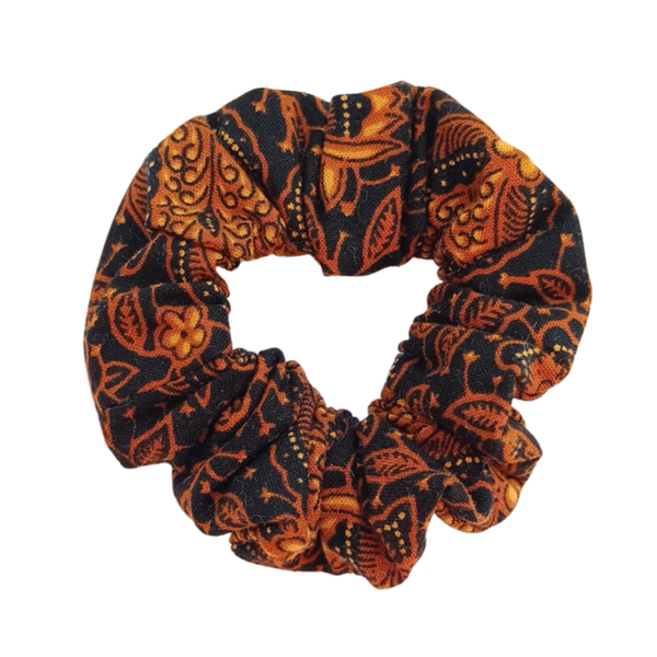 Mini scrunchie batik bruin-zwart