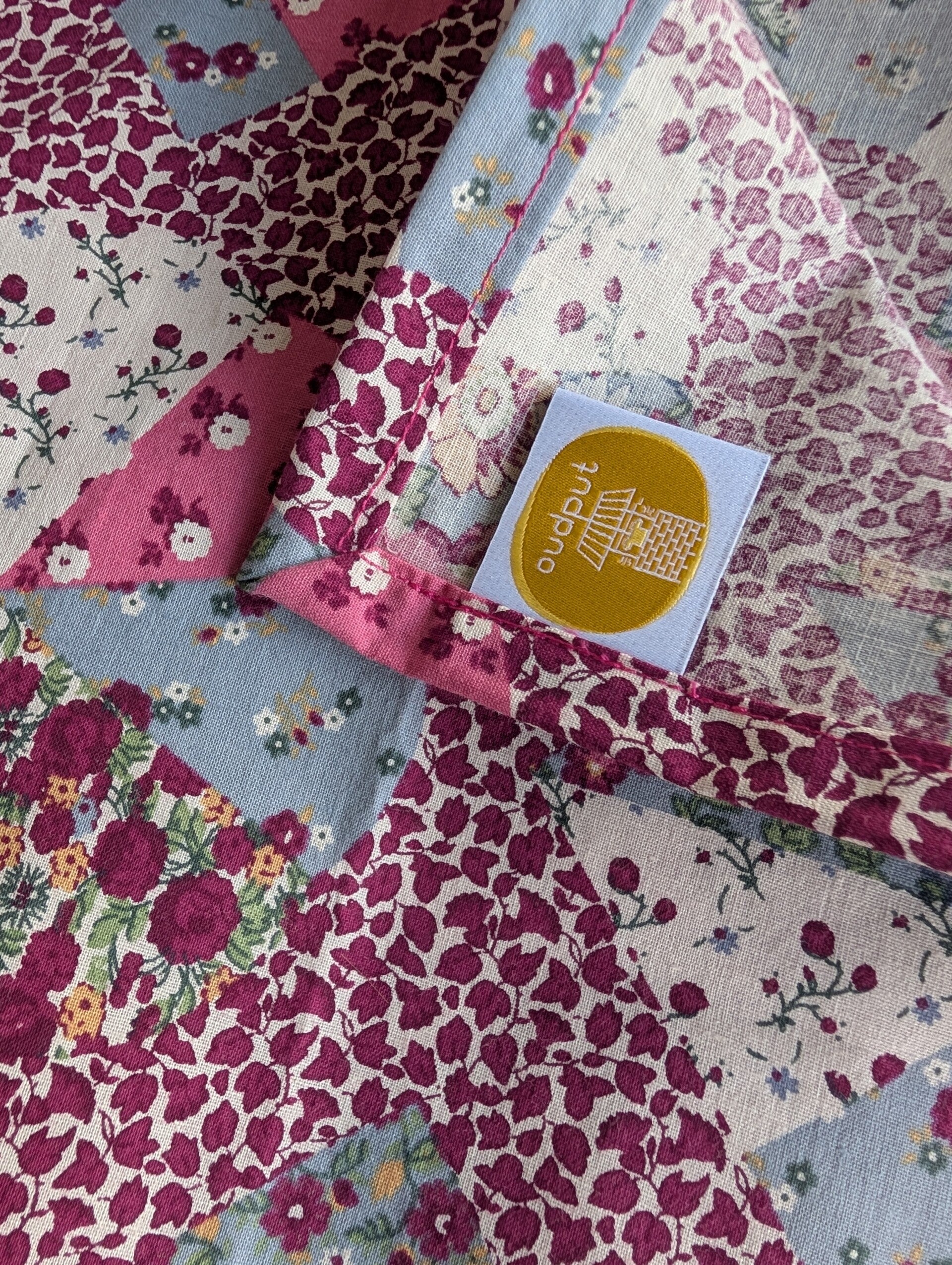 Furoshiki inpakdoek 50x50 cm paars roze wit bloemen