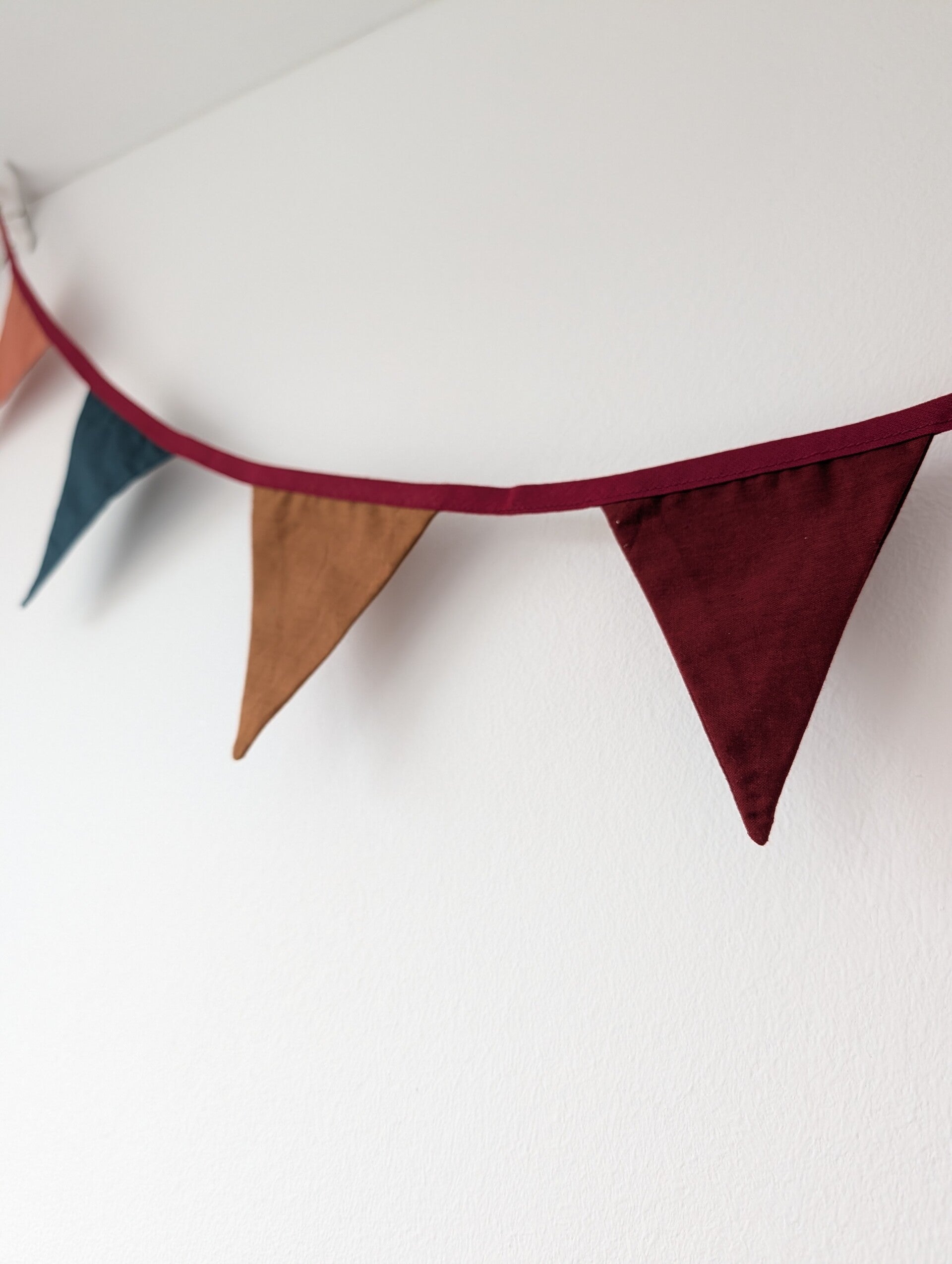 Vlaggenlijn mini 1,5 meter herfst met warme effen kleuren