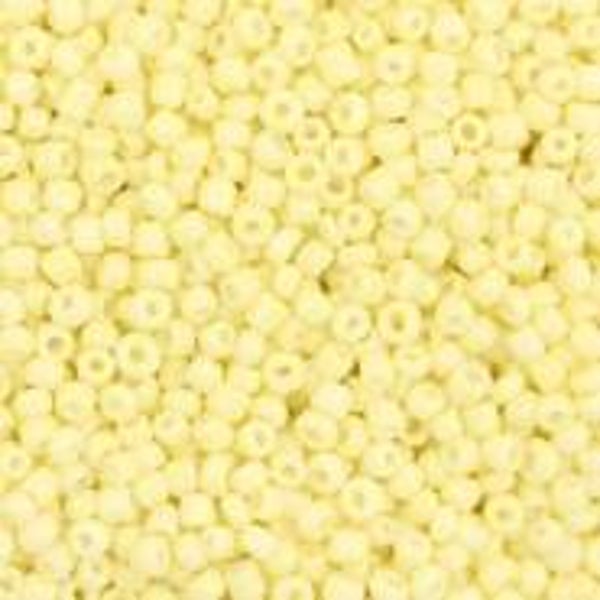 4mm rocailles, 1447 Pear Sorbet Yellow 