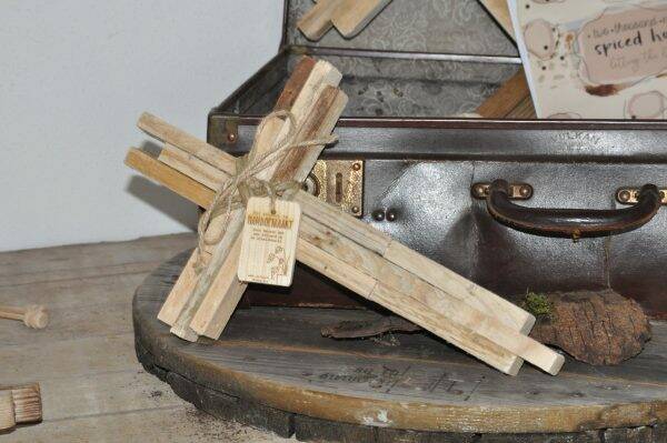 70021028 - Kruis - Hout - Authentiek Blank S