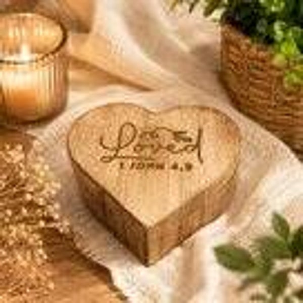 8785321610450 - Hartvormig doosje Loved