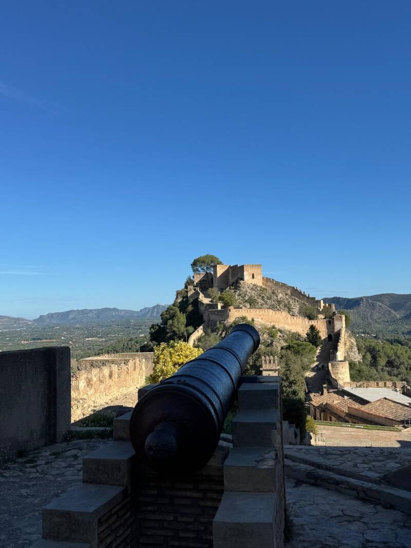 kasteel-xativa-wat-te-doen-in-de-omgeving-standard-xdqf93.jpg
