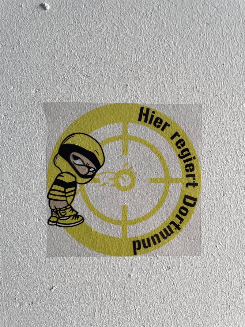 Hier Regiert Dortmund transparente Aufkleber