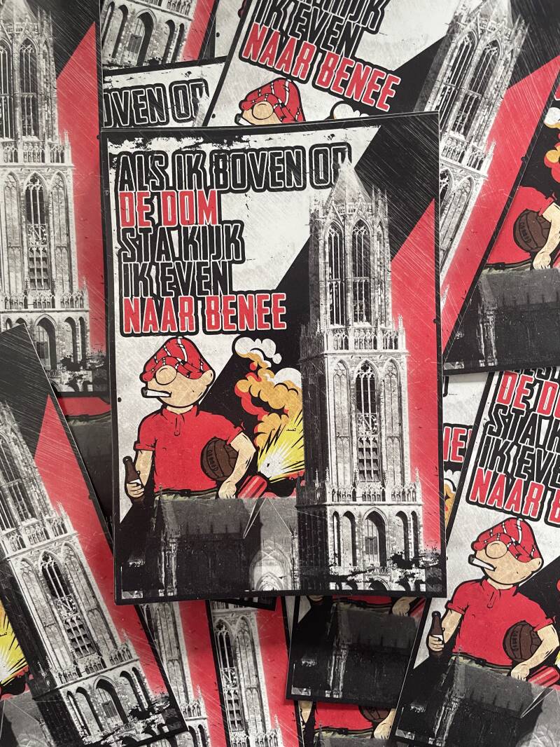 Als ik boven op de dom sta kijk ik even naar benee XXL stickers