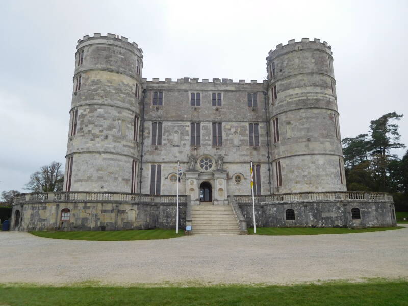 Lulworth Castle, samen te bezoeken met Stairhole, Lulworth Cove en Duddle door