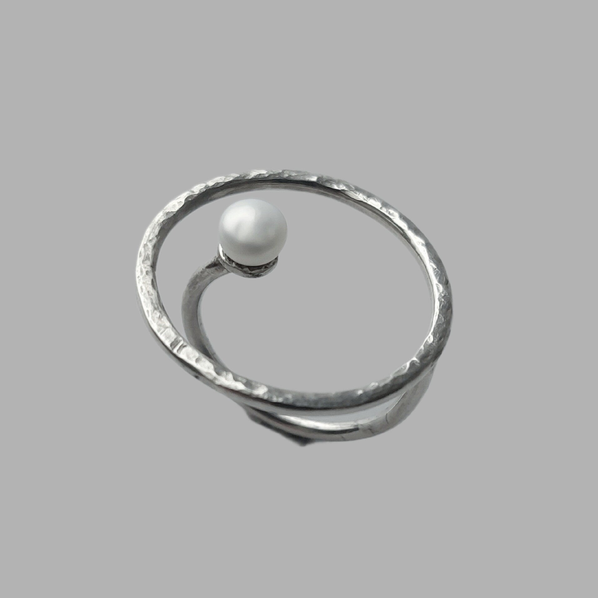 Ring Lunar