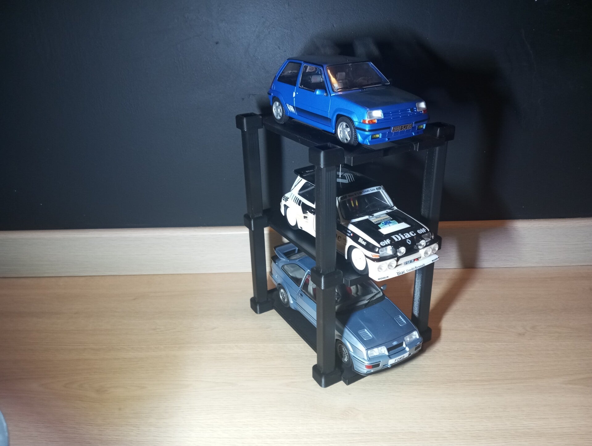 pont empilable pour voiture 1/18 .