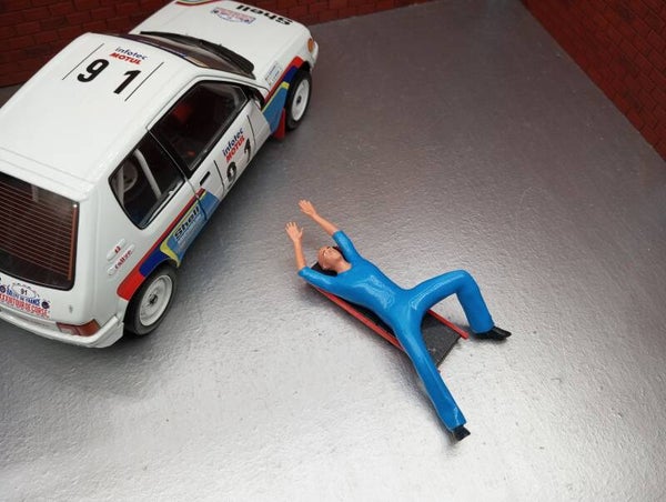 figurine pour diorama 1/18.