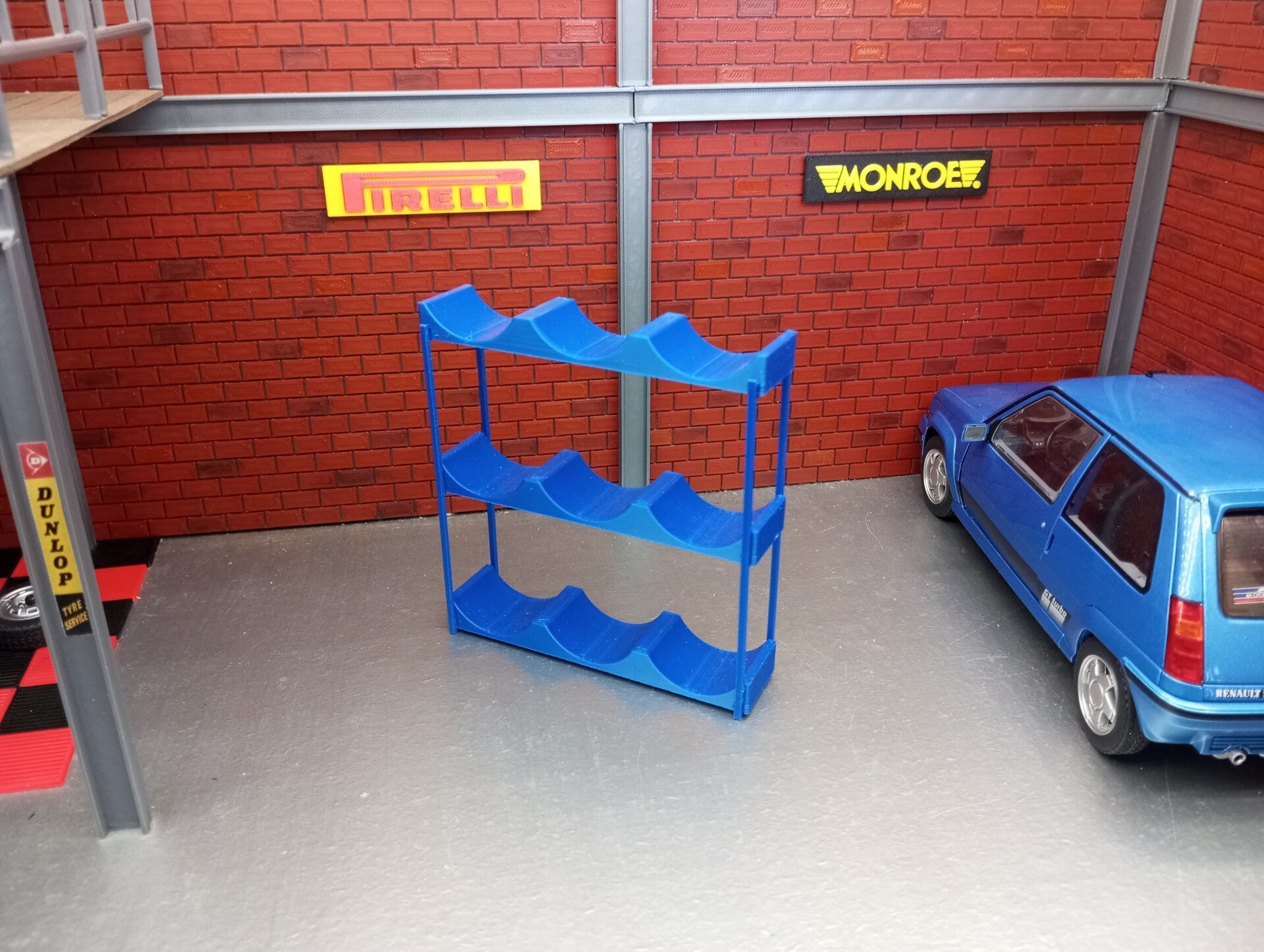 Rack a jantes pour diorama 1/18 .