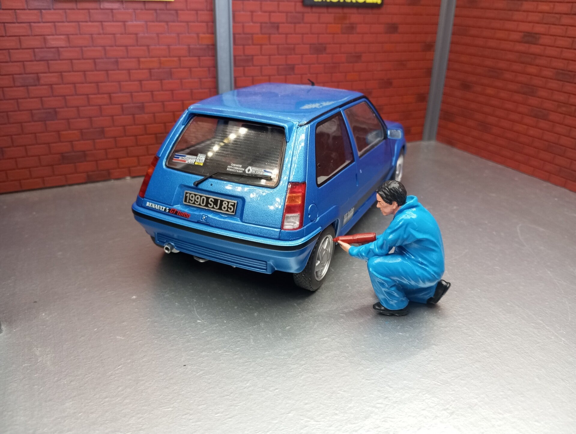 figurine pour diorama 1/18 .