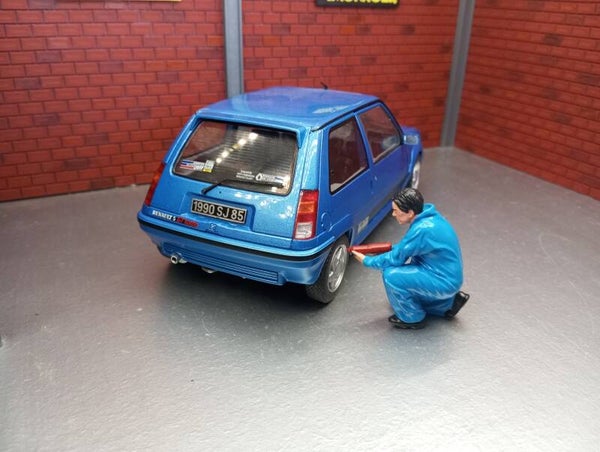 figurine pour diorama 1/18 .