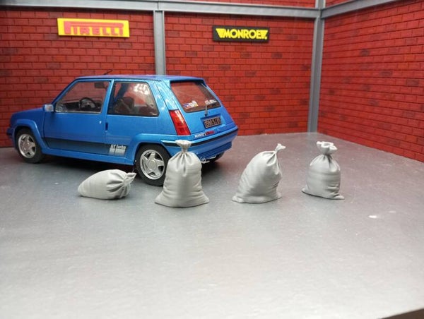 4 sacs poubelles pour diorama 1/18.