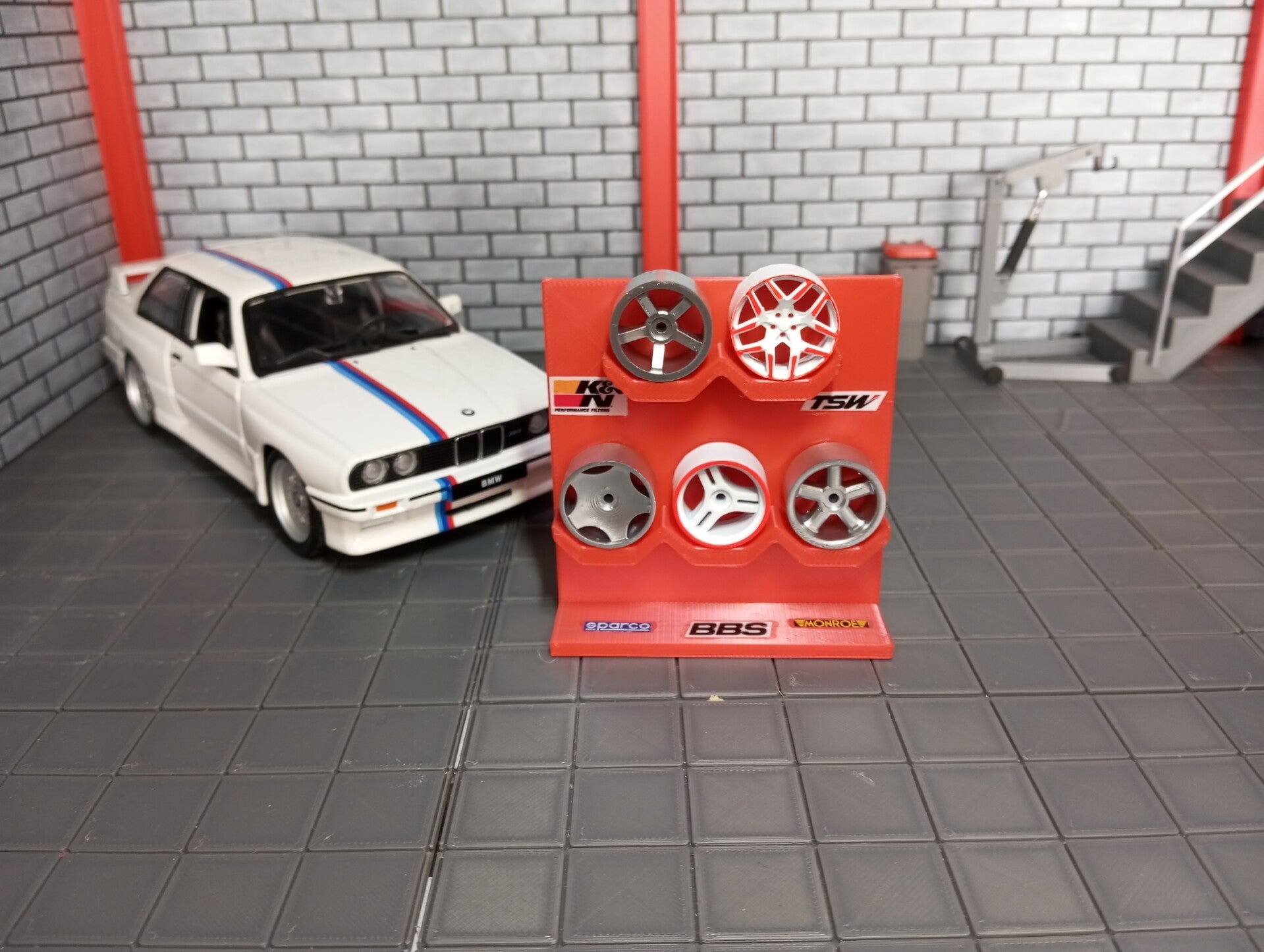 rack a jantes pour diorama 1/24.