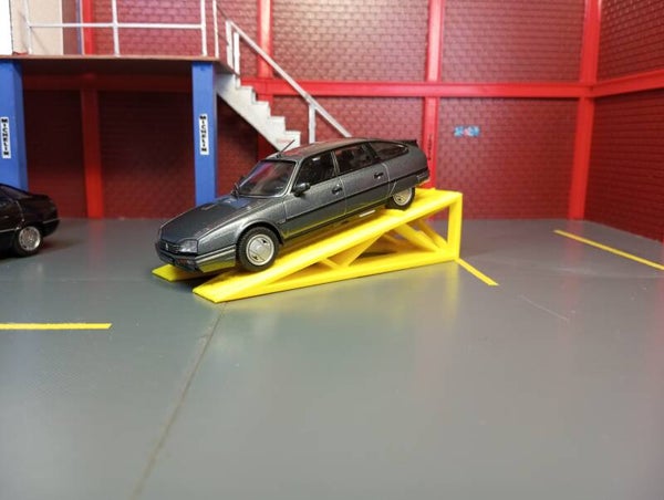 presentoir pour diorama 1/43 .