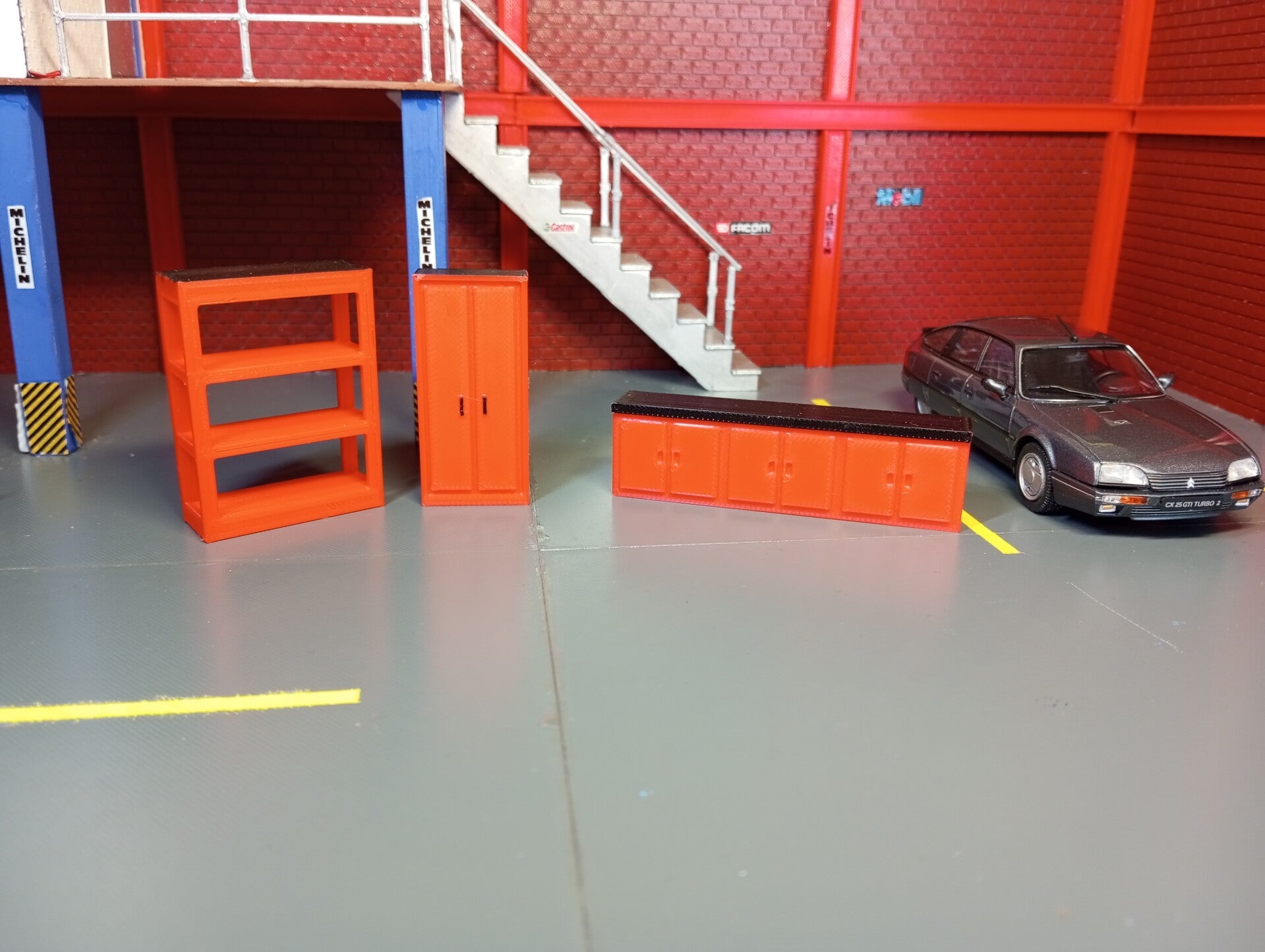 lot d'accessoires pour diorama 1/43 .