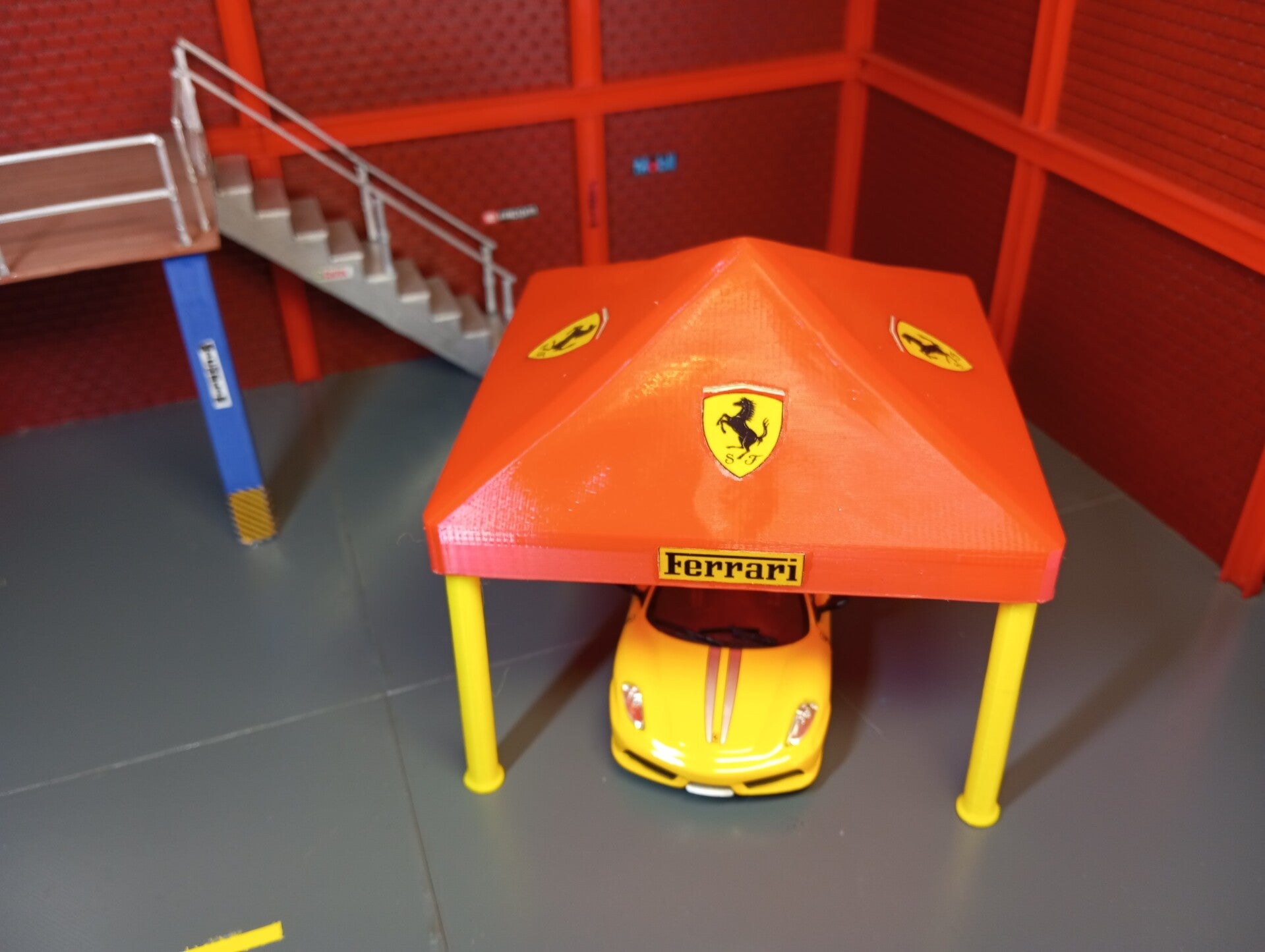 stand automobile pour diorama 1/43 .