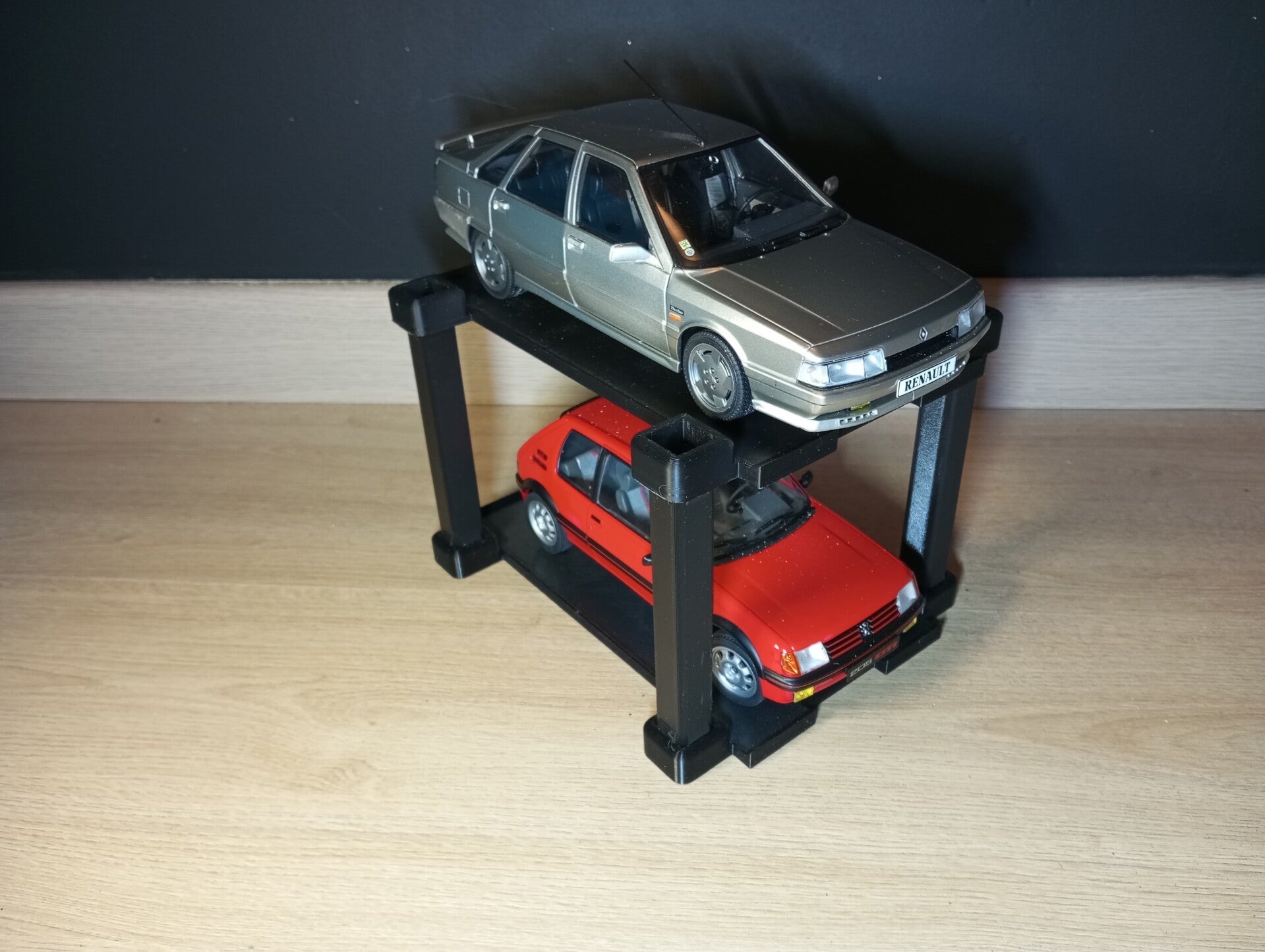 pont empilable pour voiture 1/18.