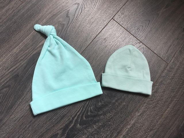 Mint groene knoop muts