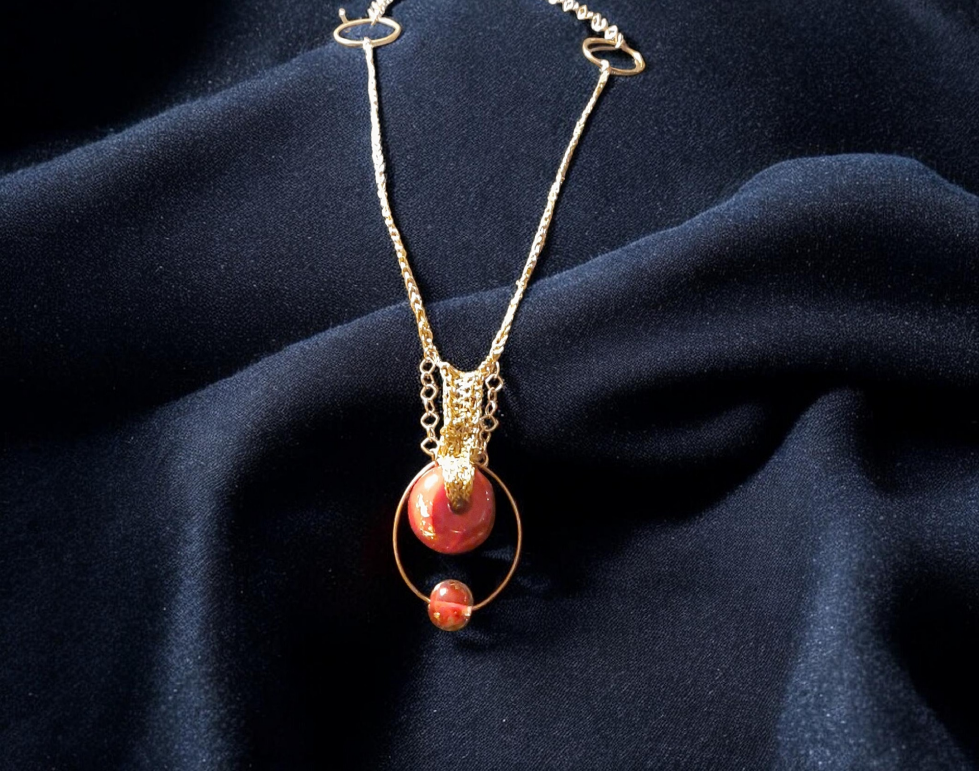 Collier verre et fil