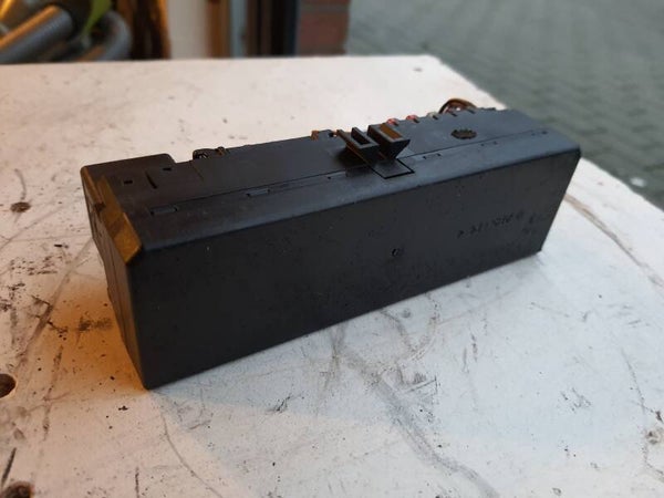 Zekeringskast relais module Mercedes W210 DE