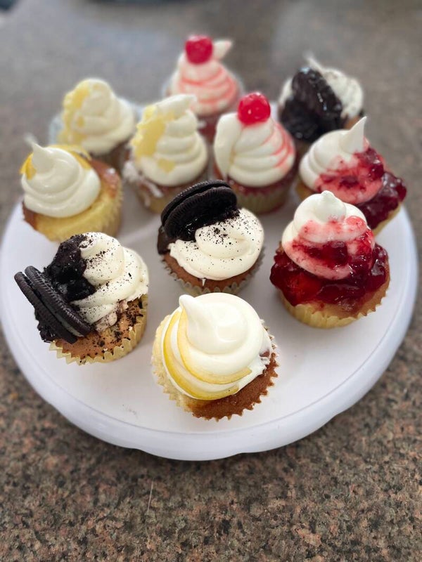 Cupcake  Explosion  (12-Cupcakes)