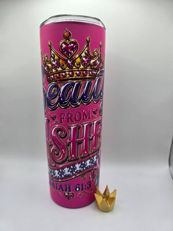 👑 Pretty, feminine & made to stand out! 💕✨ 20oz tumbler