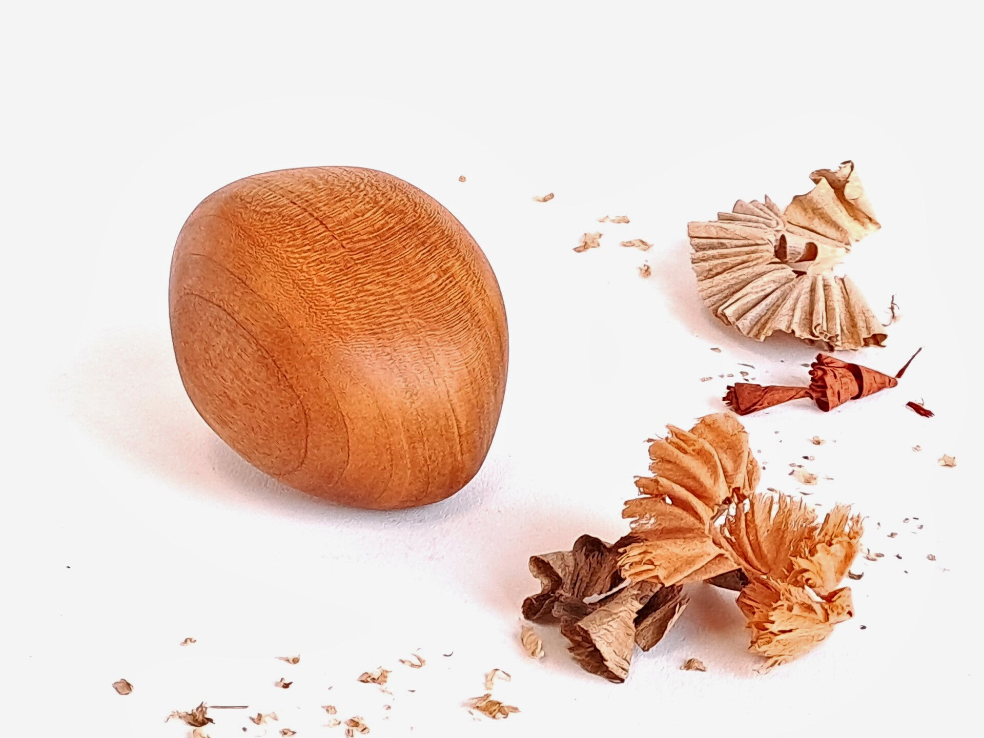 knuffelkei van kersenhout warm roodbruin handgemaakt