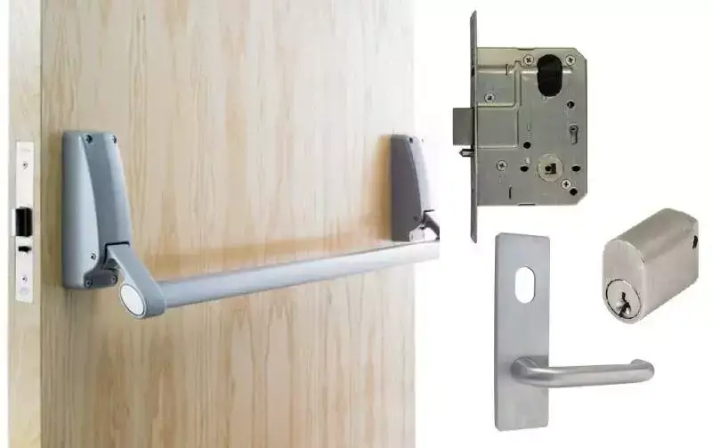 Installation serrure anti-panique.webp