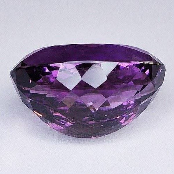 Amethist Gewicht: 30,35 ct incl. Certificaat