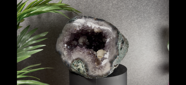 Amethist Geode met Calciet – 4,04 kg – 19 cm