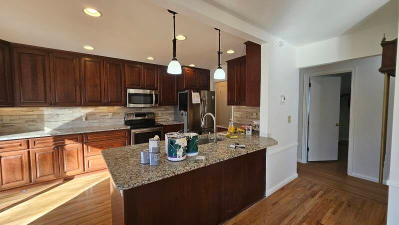 rausch-kitchen-standard-qfqrqp.jpg