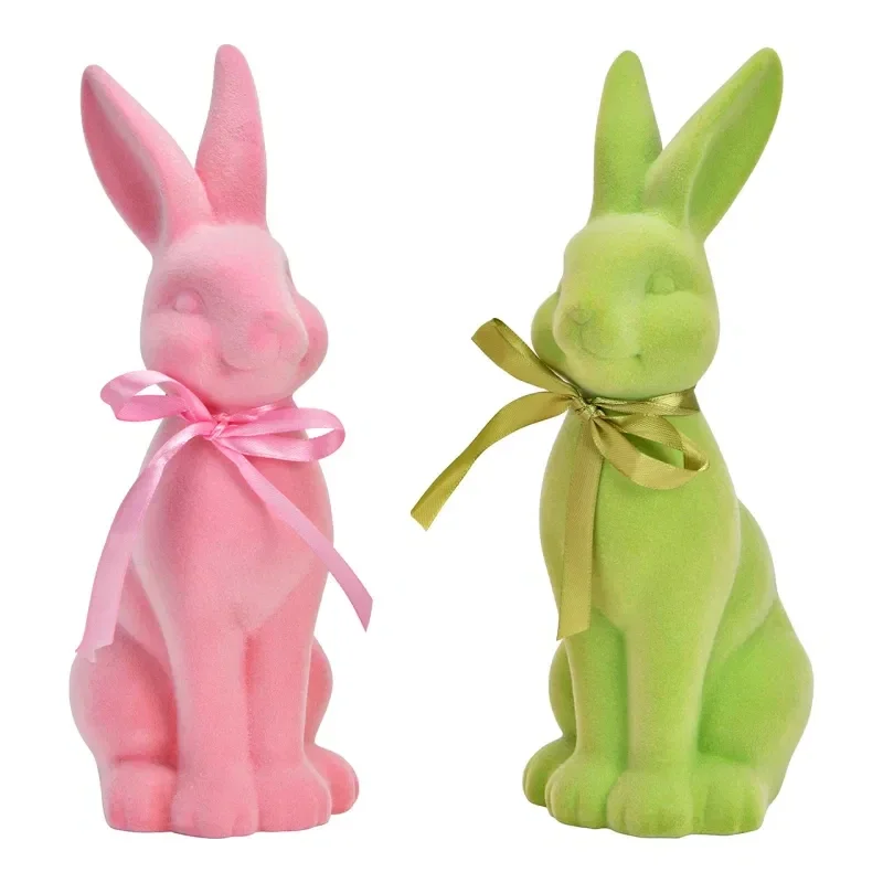 Hase beflockt mit Schleife