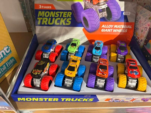 Monstertrucks mit Rückzug