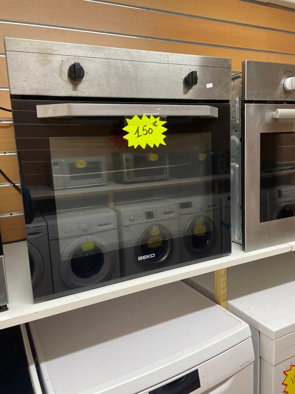 Four encastrable Beko