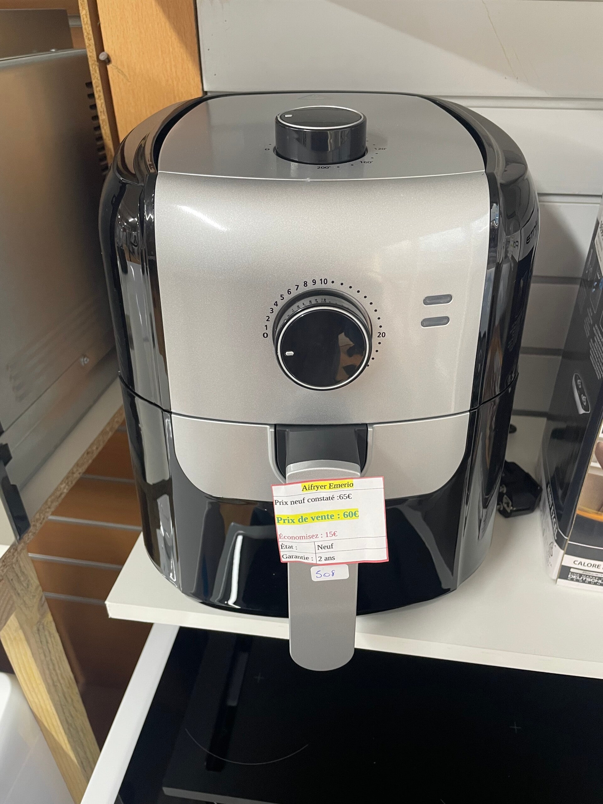 Friteuse sans huile emerio neuf