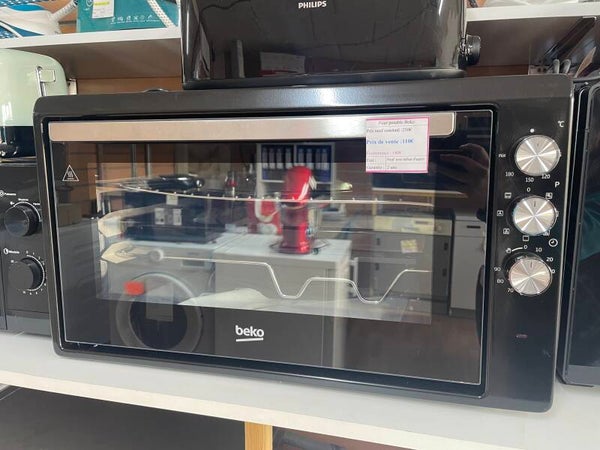 Four posable Beko neuf