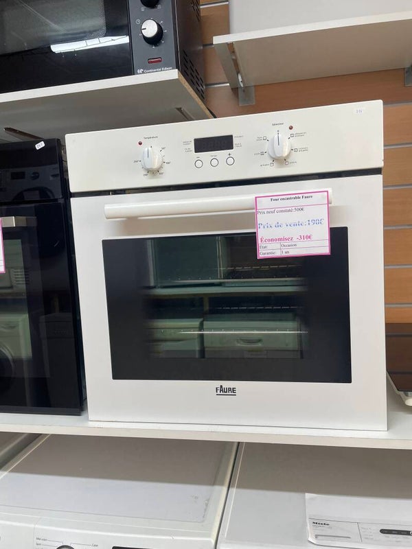 Four encastrable Faure