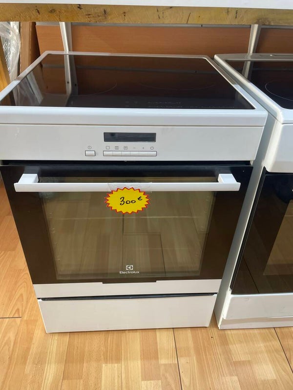 Cuisinière induction Electrolux